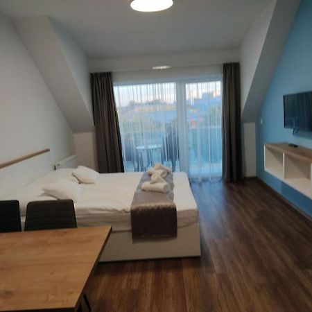 Andromeda Apartman Шарвар Экстерьер фото