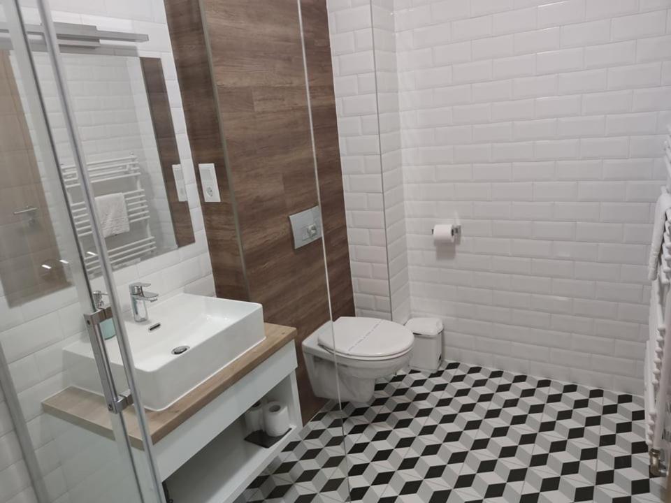 Andromeda Apartman Шарвар Экстерьер фото